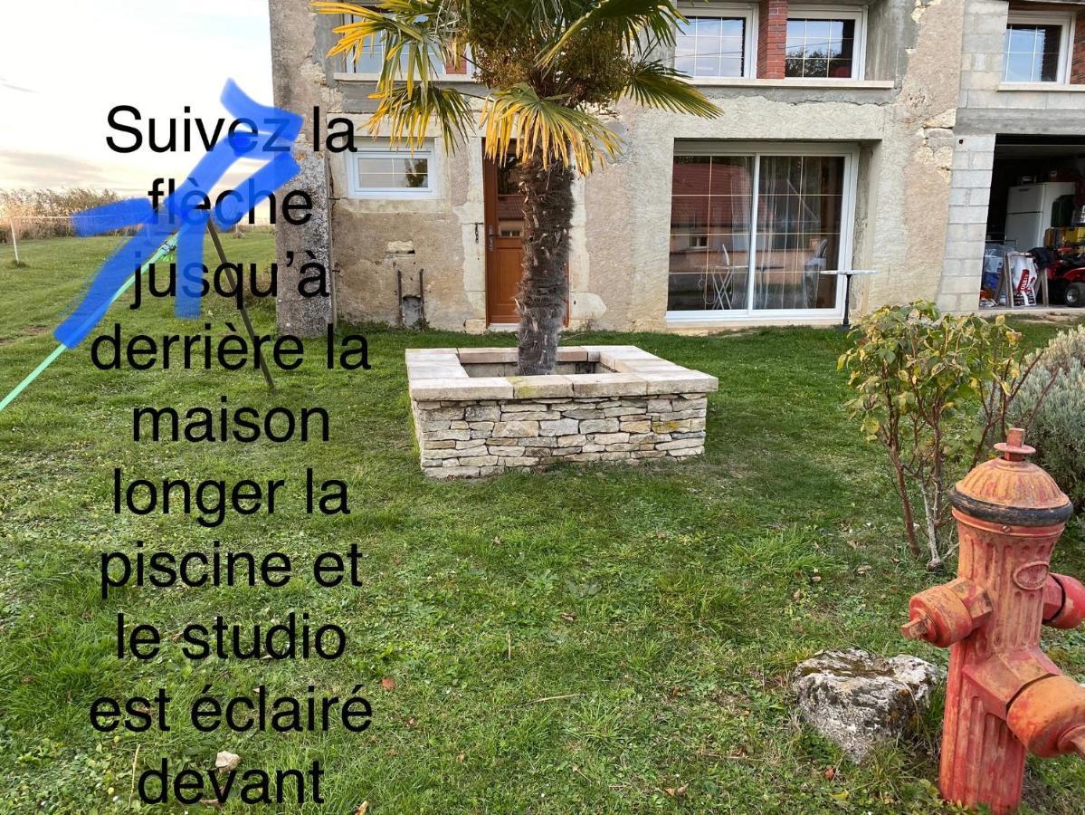 Complexe Familial Villa Charmes  Exterior foto